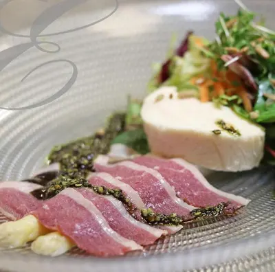 Essen im Hotel oder in der Nähe