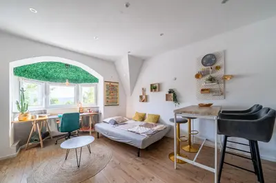 Ein Sitzbereich in der Unterkunft Gemütliche Stadtwohnung nahe des Harkortsees