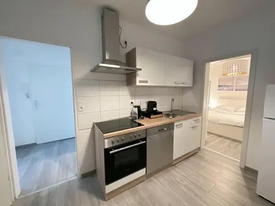 Küche/Küchenzeile in der Unterkunft Möblierte Erdgeschoss-Wohnung mit Parkplatz in bester Lage des Stadtzentrums Herne, WLAN, Netflix- Super Autobahn-und ÖPNV-Anbindung