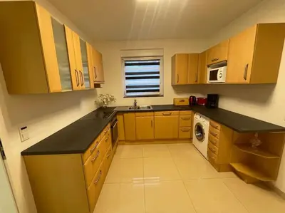Küche/Küchenzeile in der Unterkunft Exklusive Flughafen-Messe Apartment nähe Düsseldorf