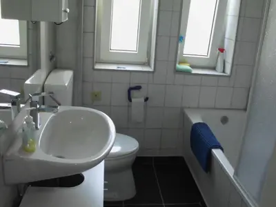 Ein Badezimmer in der Unterkunft Schönes Zimmer 1 Etage inkl Parkplatz nach Verfügbarkeit