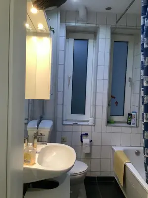 Ein Badezimmer in der Unterkunft Schönes Zimmer 1 Etage inkl Parkplatz nach Verfügbarkeit