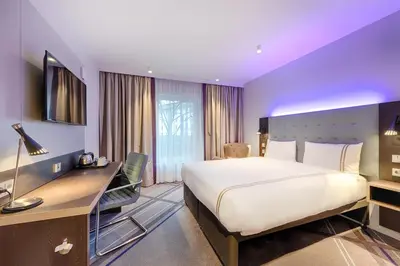TV/Unterhaltungsangebot in der Unterkunft Premier Inn Düsseldorf City Friedrichstadt