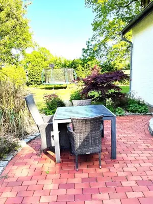 Ein Garten an der Unterkunft Ferienwohnung Rehblick in Reken - Ruhe & Erholung pur!