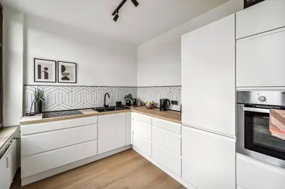Küche/Küchenzeile in der Unterkunft Altbau Traum Lothringer im Herzen von Wuppertal - Nähe DUS & Dortmund & Köln & Essen