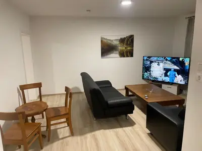 TV/Unterhaltungsangebot in der Unterkunft Schöne Appartement mit kostenlosen Parkplätze AVD1