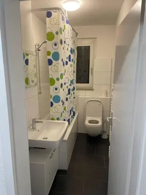 Ein Badezimmer in der Unterkunft Schöne Appartement mit kostenlosen Parkplätze AVD1