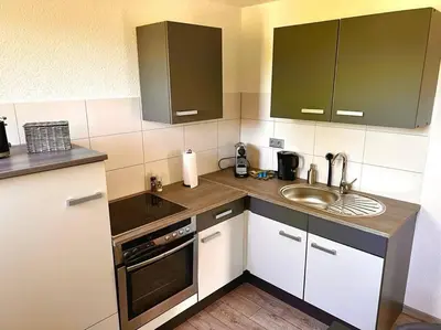 Küche/Küchenzeile in der Unterkunft Zuhause im Ruhrgebiet 2 mit Balkon