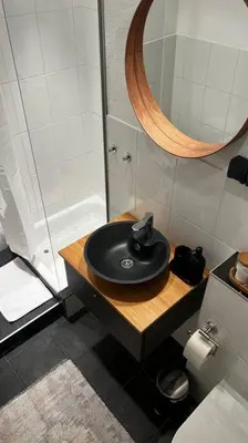 Ein Badezimmer in der Unterkunft BOSTEL 88 - Apartment, Altstadt, Klimaanlage, Aufzug, Hunde willkommen