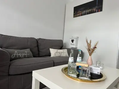 Ein Sitzbereich in der Unterkunft Auszeit Apartment Düsseldorf