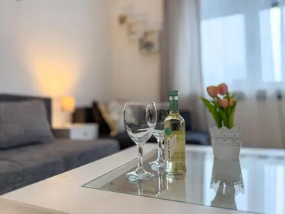 Getränke in der Unterkunft Gockel Homes - Zentral mit Balkon & Netflix