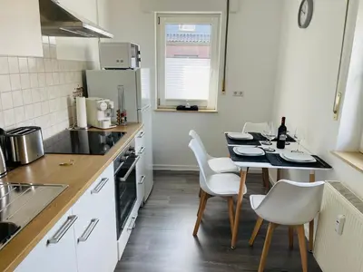 Küche/Küchenzeile in der Unterkunft gemütlich*Nespresso*Netflix*Arbeitsplatz*Parkplatz