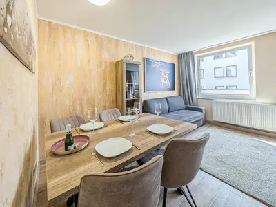 Ein Sitzbereich in der Unterkunft H-Lodges - TOP City-Appartments in Essen