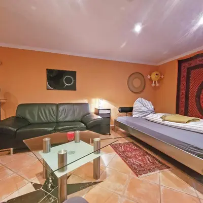 Ein Bett oder Betten in einem Zimmer der Unterkunft Apartment close to nature,airport, fair