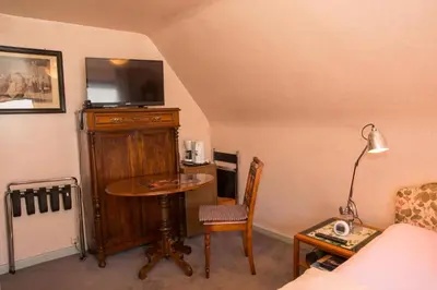 TV/Unterhaltungsangebot in der Unterkunft Air Boardinghouse Tulip Stockum, zu Fuß - 3 Minuten zur Messe