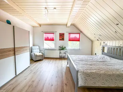 Ein Bett oder Betten in einem Zimmer der Unterkunft Im Herzen von Wermelskirchen
