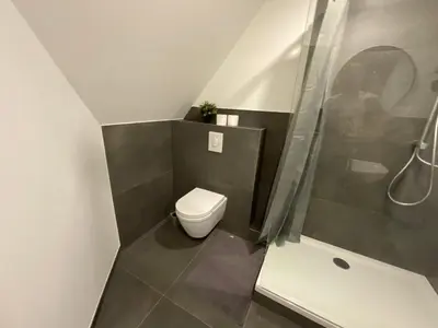 Ein Badezimmer in der Unterkunft Warzalas Apartement 2 Ferienwohnung