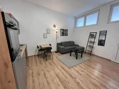 Küche/Küchenzeile in der Unterkunft Apartment Central 10C 40qm Wi-Fi free Parking calm back house