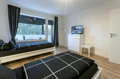 TV/Unterhaltungsangebot in der Unterkunft VAZ Apartments Vogelheim Monteur-Base 3 Zim Apartments mit Highspeed-WLAN