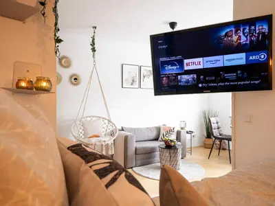 TV/Unterhaltungsangebot in der Unterkunft Zentrale & gemütliche Wohnung mit Sonnenbalkon