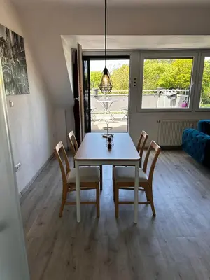 Ein Sitzbereich in der Unterkunft A&V Apartments Wunderschöne Rheinblick Wohnung zum entspannen Apt Ela
