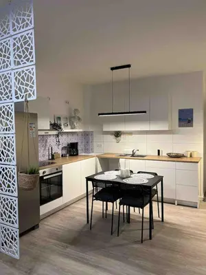 Küche/Küchenzeile in der Unterkunft Luxuriöses Apartment,Neubau, 4 Personen, Parkplatz, Griechischer Stil