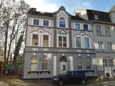 Das Gebäude in dem sich die Ferienwohnung befindet