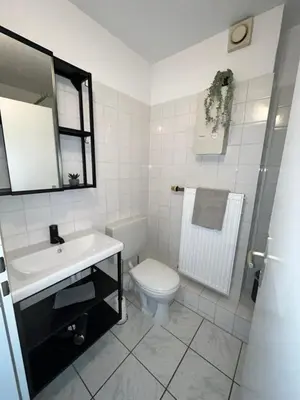 Ein Badezimmer in der Unterkunft Apartment Central 85I 55 qm Wi-Fi free