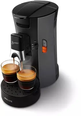 Kaffee-/Teezubehör in der Unterkunft Zentrale Wohnung für 4 mit Bett und Schlafcouch