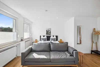 Ein Sitzbereich in der Unterkunft City Chalet-Uni- BOXSPRINGBETT Küche-ruhig-Parkplatz