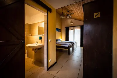 Ein Badezimmer in der Unterkunft Roadcamp - American Motel & Sportsbar