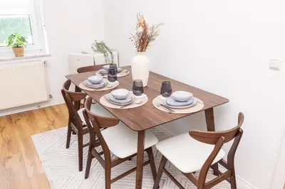Grundriss der Unterkunft Design-Apartment Duisburg - Küche, Nespresso, Parken - by Lott Living