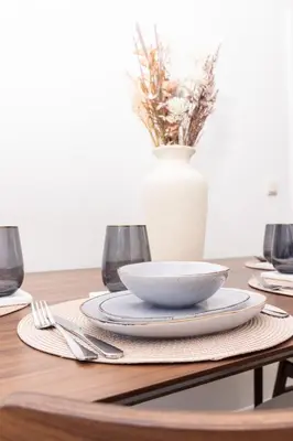 Grundriss der Unterkunft Design-Apartment Duisburg - Küche, Nespresso, Parken - by Lott Living