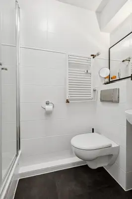 Ein Badezimmer in der Unterkunft cruwzo I Cozy apartment next to university hospital Essen