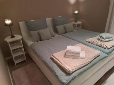 Ein Bett oder Betten in einem Zimmer der Unterkunft Das Bergherz Ruhe + Natur pur
