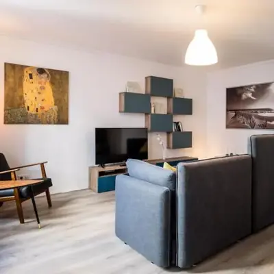HOMEFY OLDTOWN APARTMENT - 6 people - 2 bath - balcony - top location