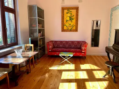 Ein Sitzbereich in der Unterkunft Altbauwohnung in Gründerzeitvilla