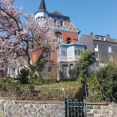 Altbauwohnung in Gründerzeitvilla
