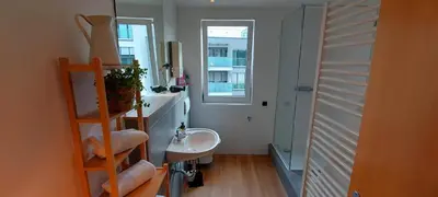 Ein Badezimmer in der Unterkunft RüSternSuite, Nähe RÜ & Messe, Museum Folkwang, NETFLIX