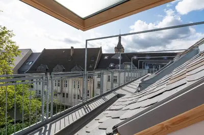 Ein Balkon oder eine Terrasse in der Unterkunft T&K Apartments - DUISBURG - AREAL GOETHE 4 Zimmer Maisonetten mit Privatparkplätzen