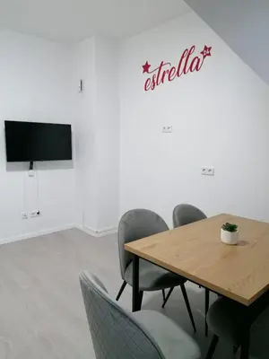TV/Unterhaltungsangebot in der Unterkunft estrella24 LIVING ROOMS Chita