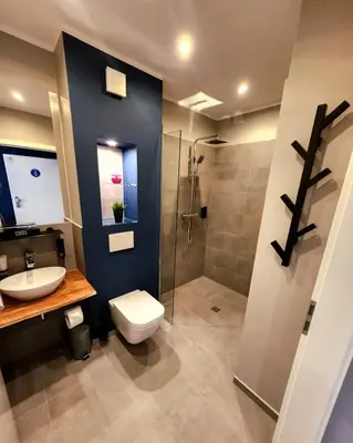 Ein Badezimmer in der Unterkunft Liro Hotel Oberhausen