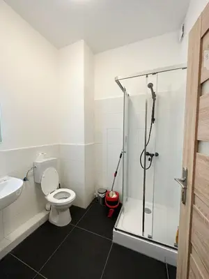Ein Badezimmer in der Unterkunft 2 schlafenzimmer Waschmaschine Eller