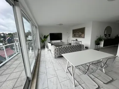 TV/Unterhaltungsangebot in der Unterkunft 1-6 Pers DesignWohnung in zentraler Lage Wtal und Remscheid