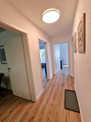 TV/Unterhaltungsangebot in der Unterkunft Bis 4 Pers. 0,3 km zur City von Wuppertal – neuwertige Wohnung