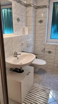 Ein Badezimmer in der Unterkunft 1-5 Pers. Beeindruckende Aussicht, modern+zentral Wuppertal
