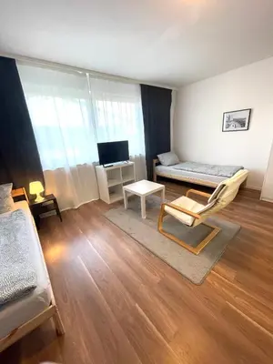 TV/Unterhaltungsangebot in der Unterkunft Duisburg-3-Bett Monteurwohnung/Ferienwohnung