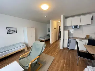 Küche/Küchenzeile in der Unterkunft Duisburg-3-Bett Monteurwohnung/Ferienwohnung