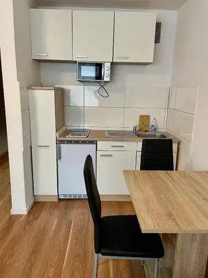 Küche/Küchenzeile in der Unterkunft Duisburg-3-Bett Monteurwohnung/Ferienwohnung