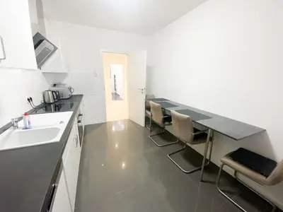 Küche/Küchenzeile in der Unterkunft 1-3 Pers. 0,9 km zum Zentrum - moderne Wohnung in Remscheid